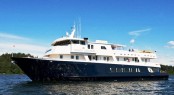 M/Y Safari Explorer M/Y Safari Explorer